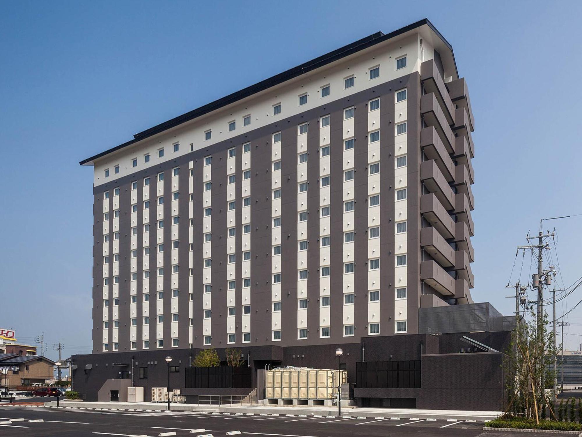 Hotel Route-Inn Tsuyama Ekimae Екстер'єр фото