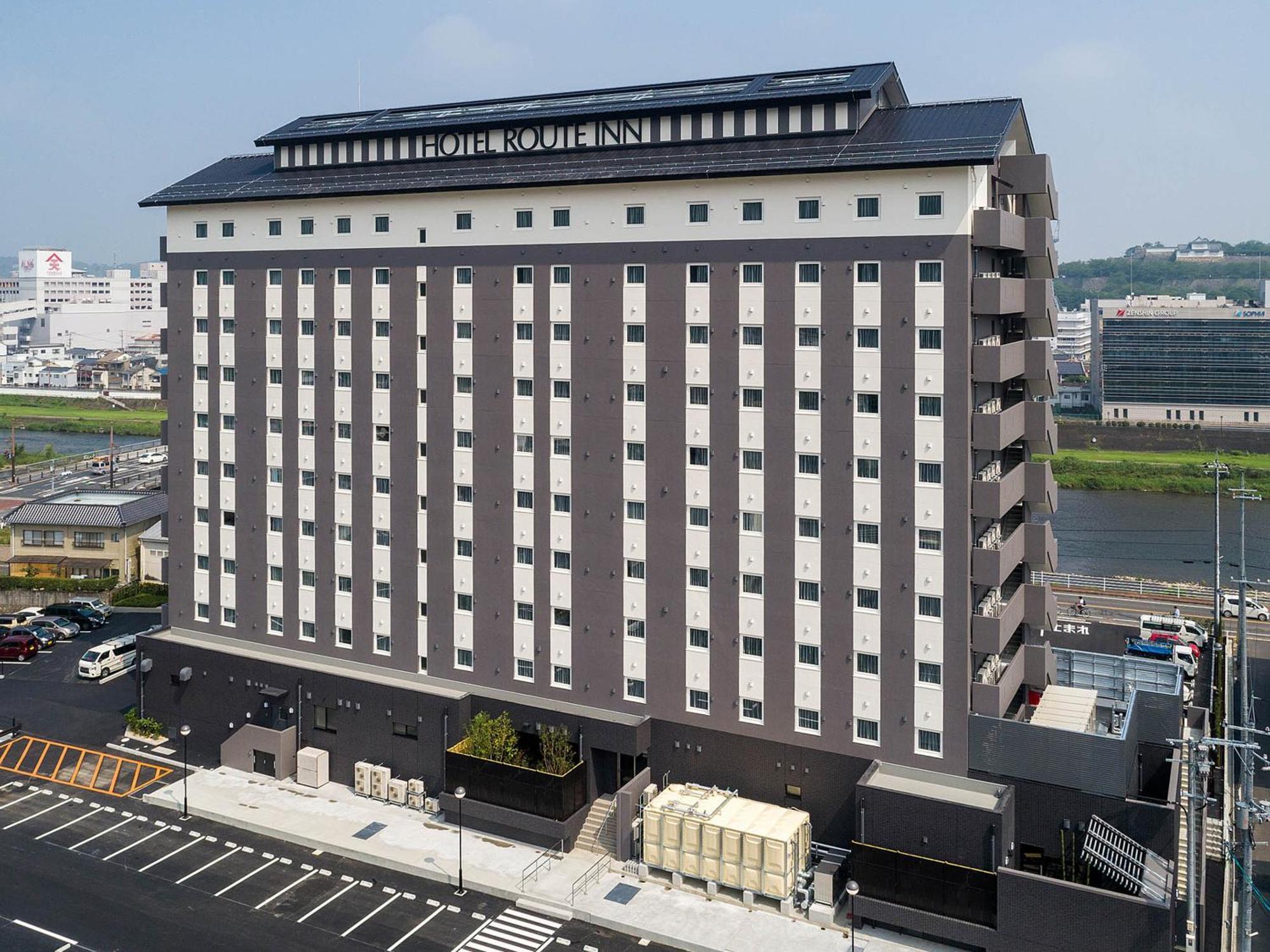 Hotel Route-Inn Tsuyama Ekimae Екстер'єр фото
